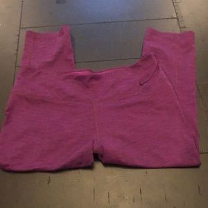 Nike Capri Leggings Sz L